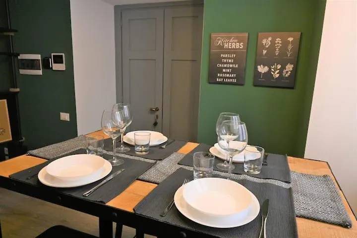 Bergamo Tra Alta E Bassa: St Apartments 0*,