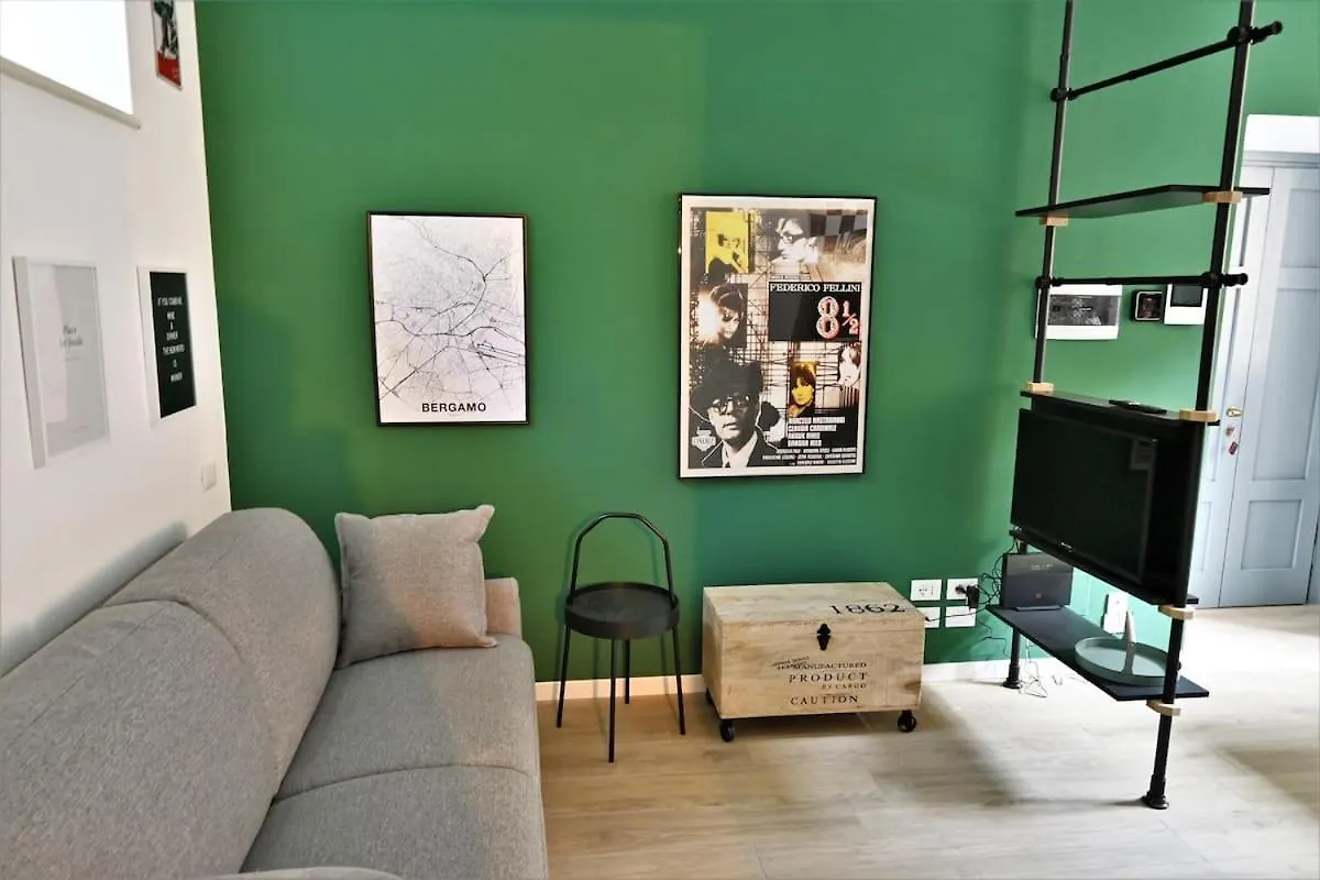Bergamo Tra Alta E Bassa: St Apartments Italy